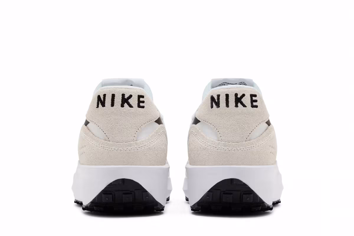 Nike Waffle Debut White Black, view 7