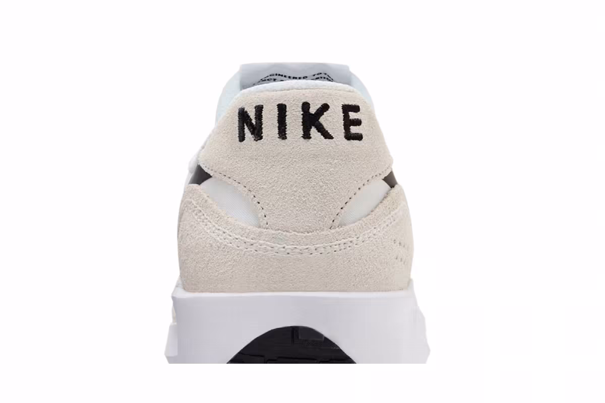 Nike Waffle Debut White Black, view 8