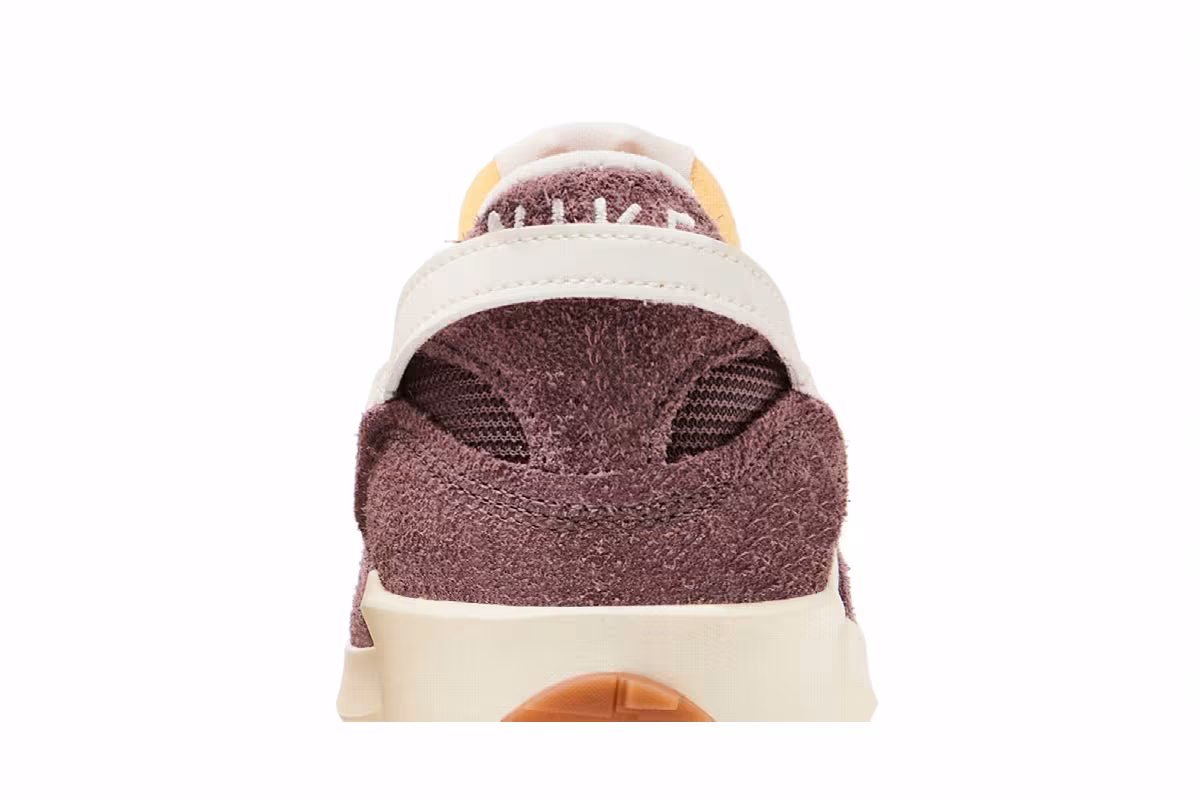 Nike Women's Waffle Debut Vintage Plum Eclipse Sail, view 8