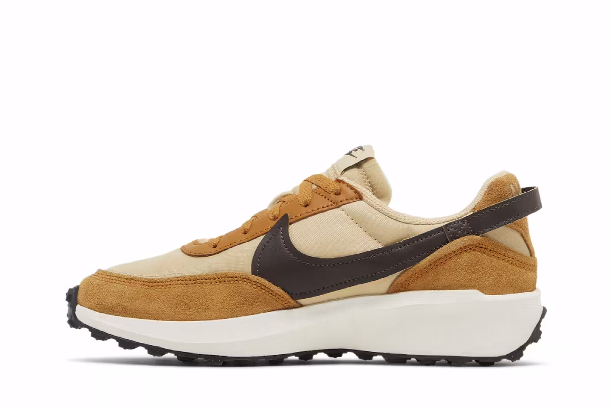 Nike Women's Waffle Debut Sesame, view 4