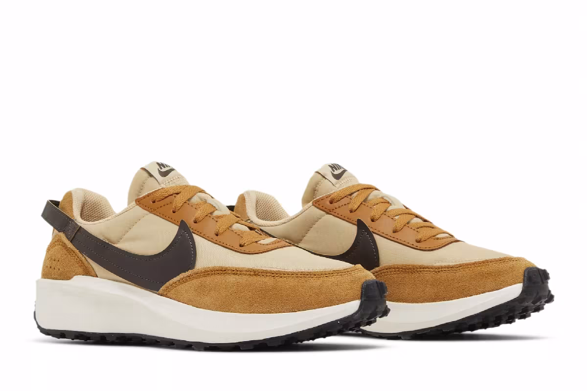 Nike Women's Waffle Debut Sesame, view 9