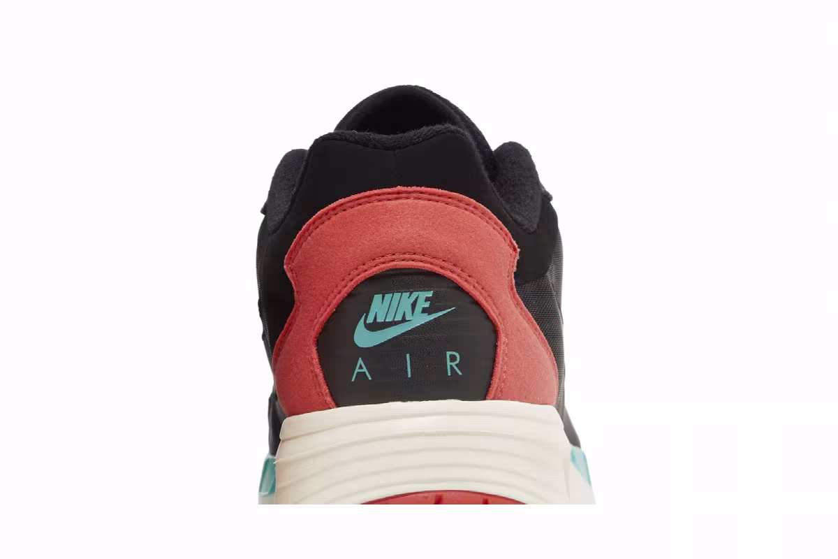 Nike Air Max Solo Black Jade Red, view 8