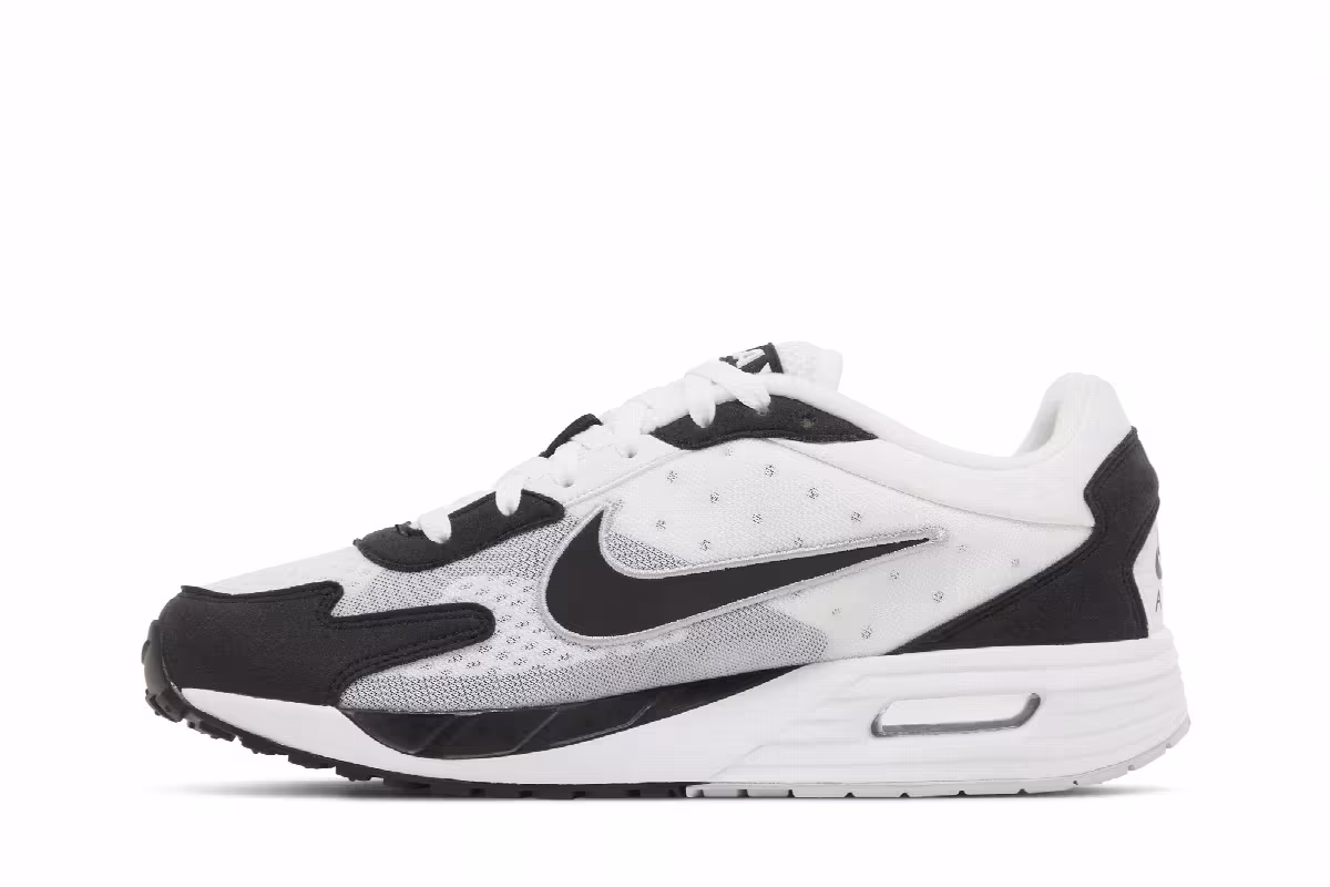 Nike Women's Air Max Solo Black White, view 4