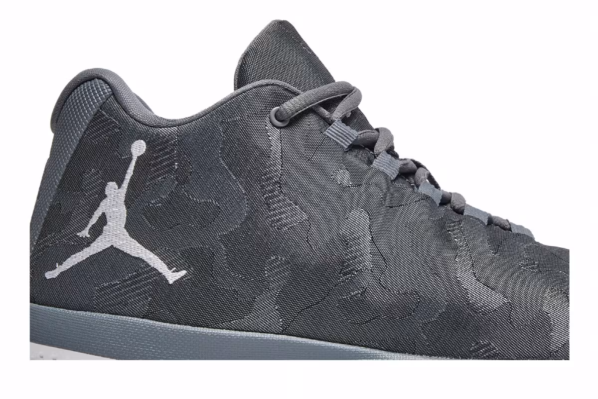 Air Jordan B.Fly Grey, view 3