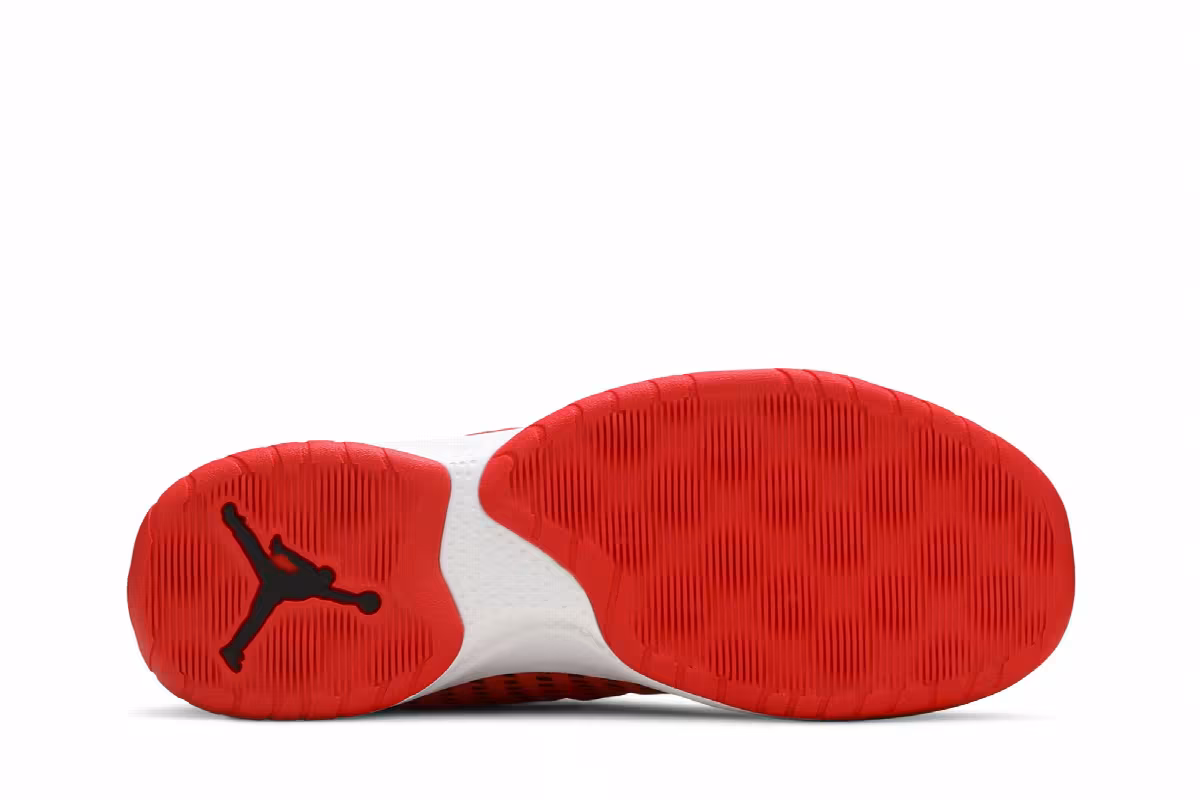Air Jordan B.Fly Max Orange, view 5