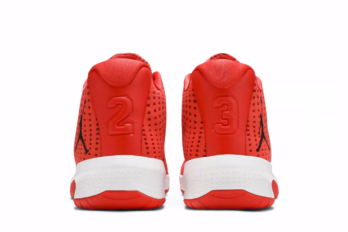 Air Jordan B.Fly Max Orange, view 7