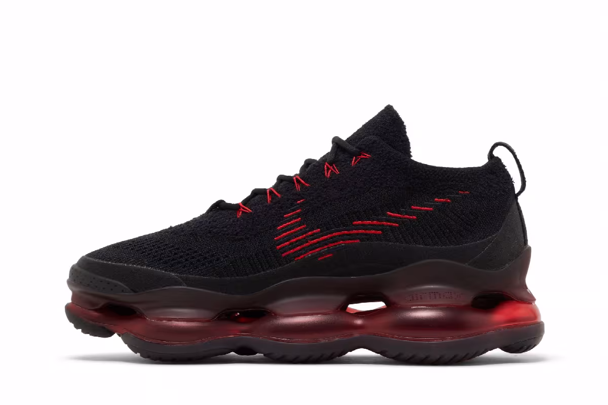 Nike Air Max Scorpion Flyknit Bred, view 4