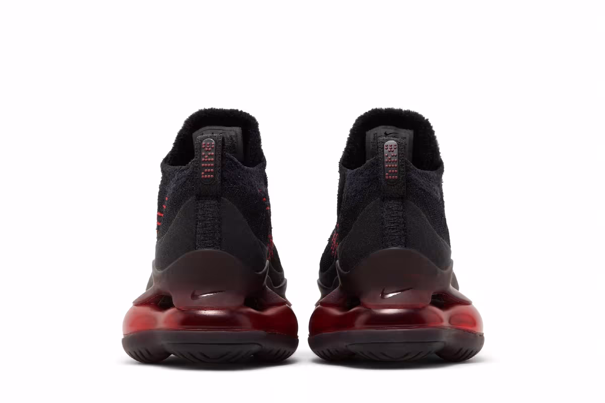 Nike Air Max Scorpion Flyknit Bred, view 7