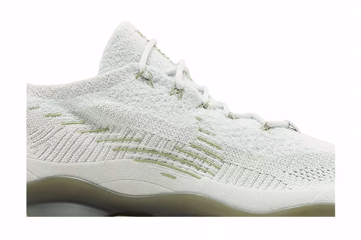 Nike Air Max Scorpion Flyknit Light Silver Bronzine, view 3