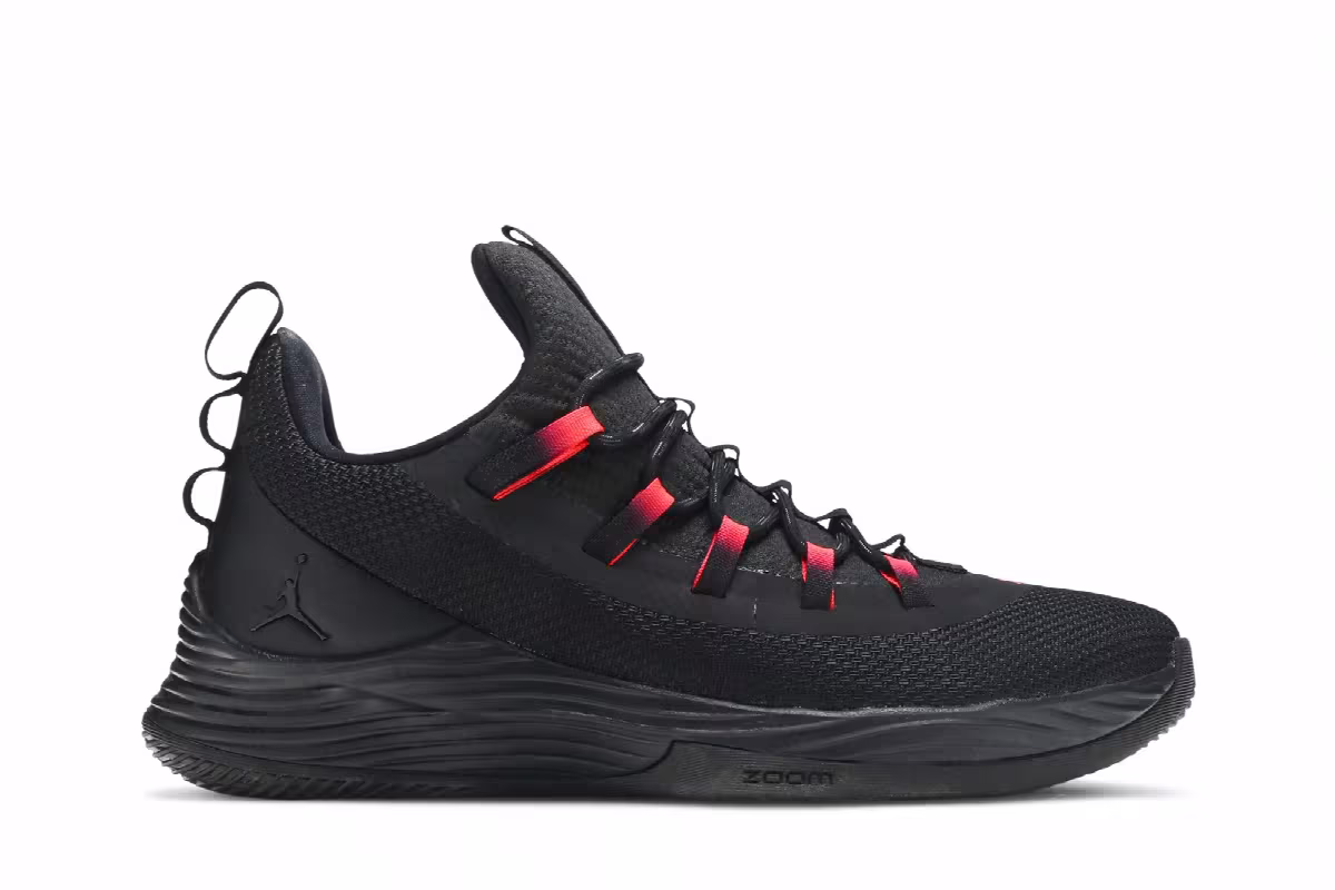 Air Jordan Ultra.Fly 2 Low Black Infrared, view 2