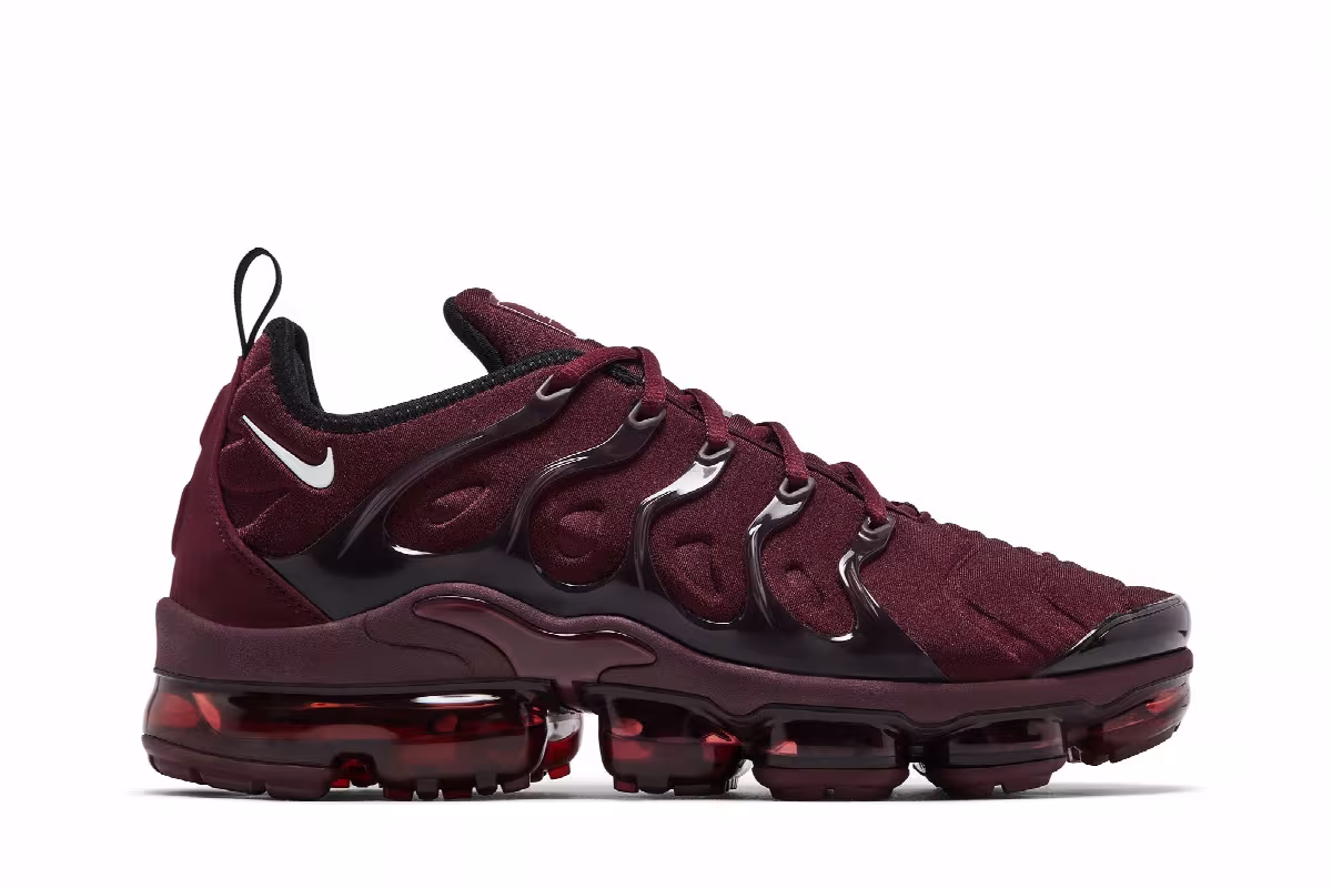 Nike Air VaporMax Plus Night Maroon, view 2
