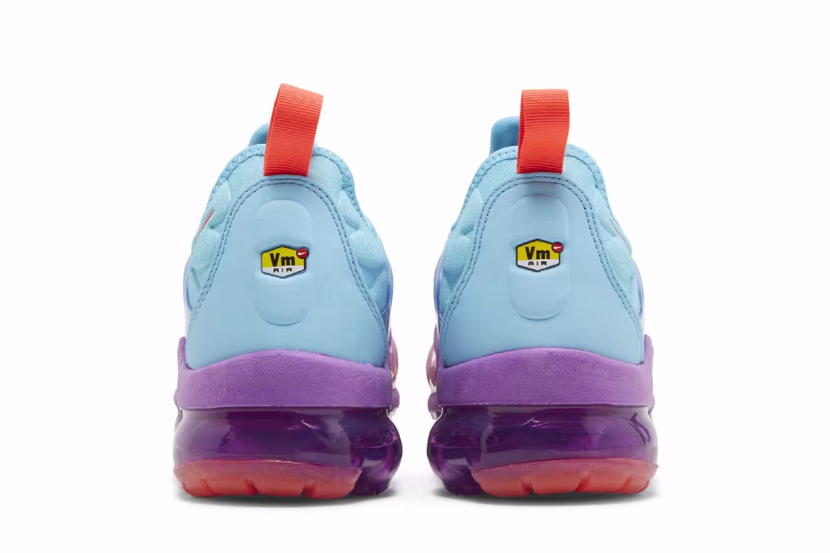 Nike Women's Air VaporMax Plus Multi-Color Gradient, view 7