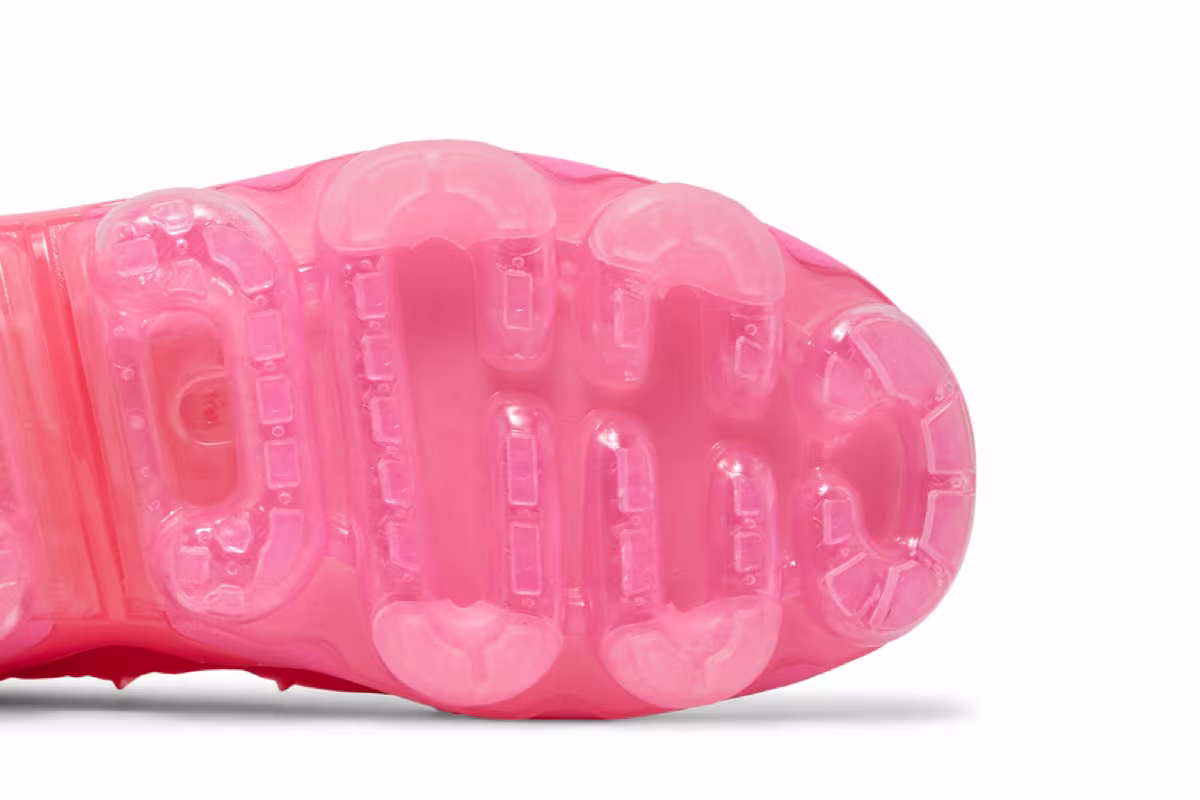 Nike Women's Air VaporMax Plus Hyper Pink, view 6