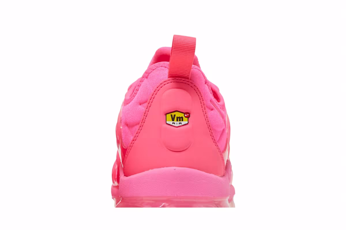 Nike Women's Air VaporMax Plus Hyper Pink, view 8