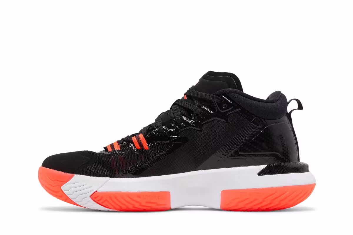 Air Jordan Zion 1 PF Bloodline, view 4
