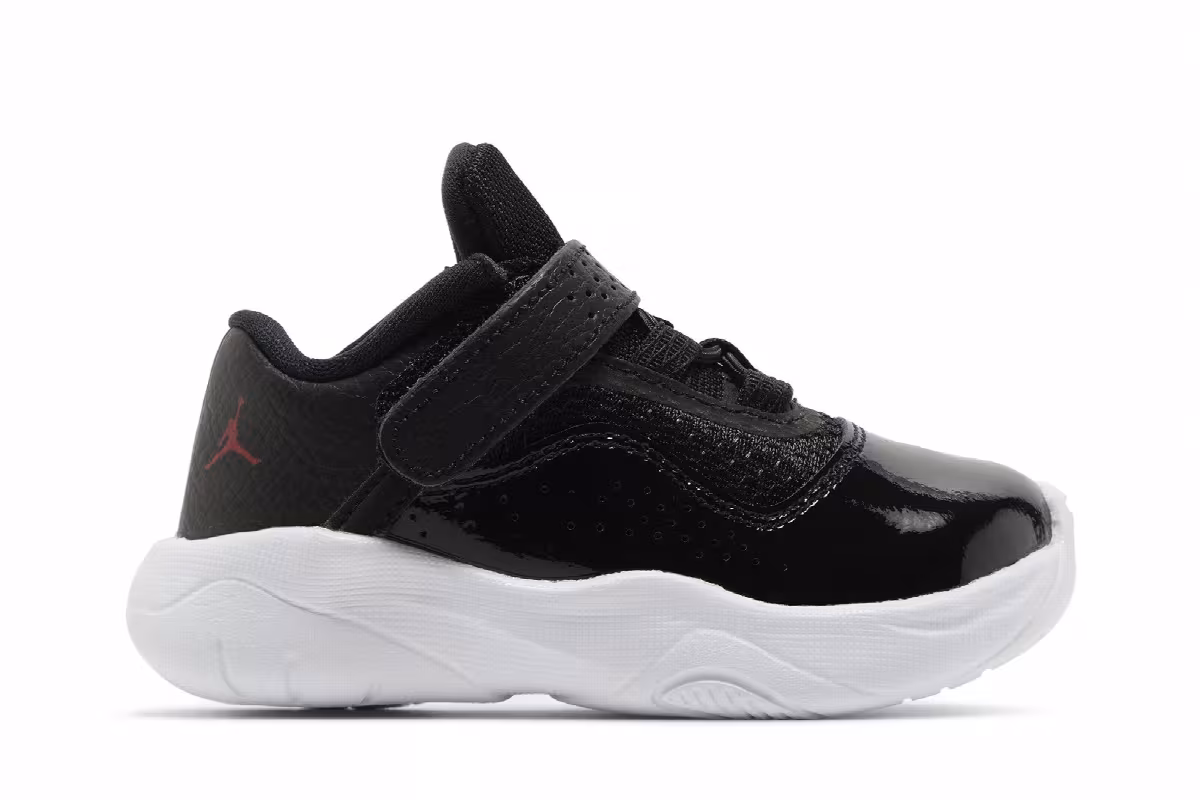 Air Jordan 11 CMFT Low TD Bred, view 2