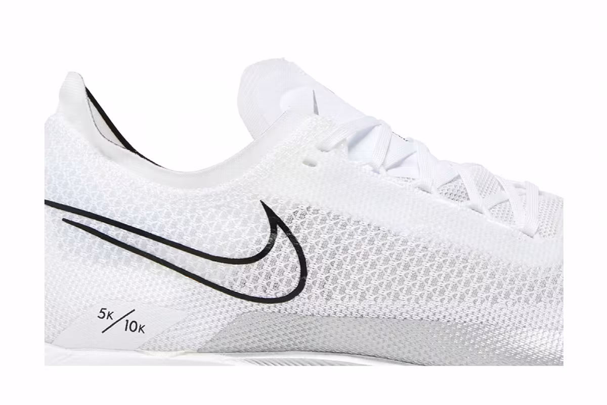 Nike ZoomX Streakfly White Metallic Silver, view 3