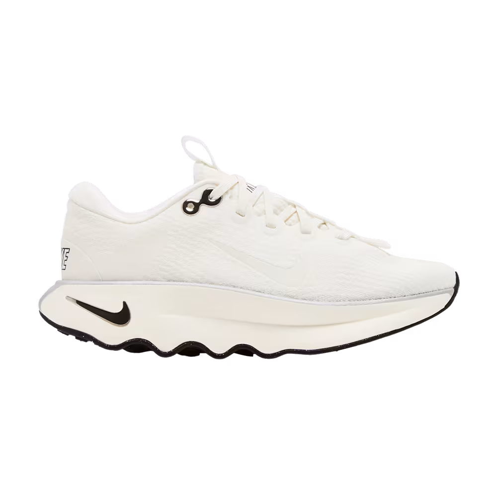 Nike Women's Motiva Summit White Black