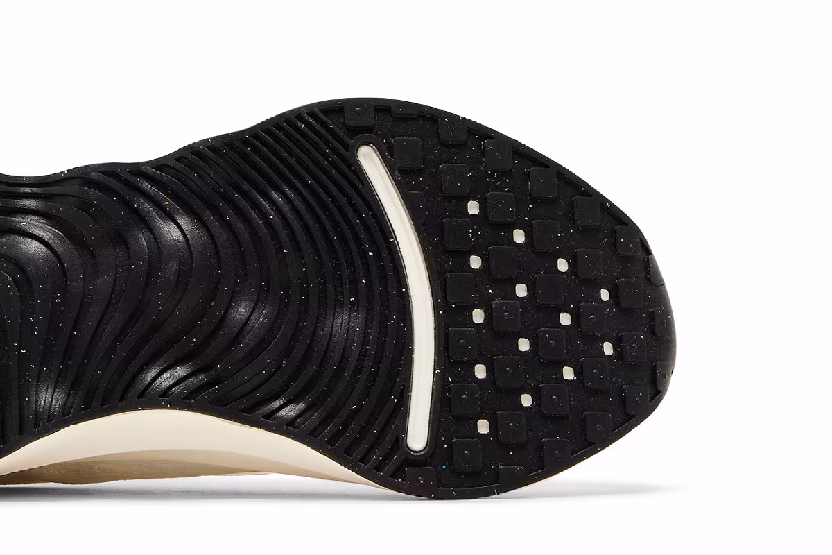 Nike Women's Motiva Summit White Black, view 6