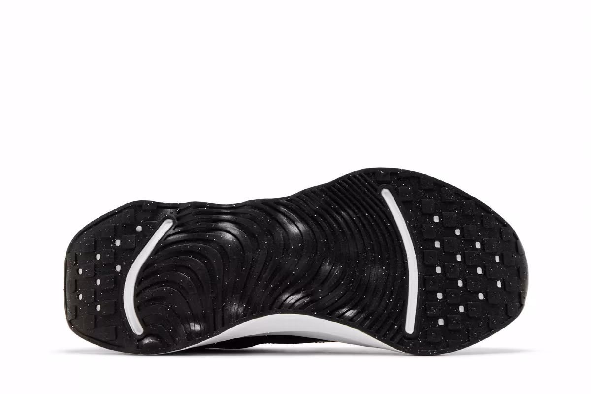 Nike Women's Motiva Black White, view 5