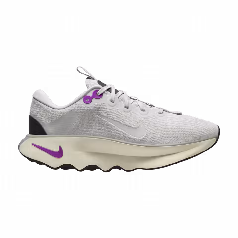 Nike Wmns Motiva 'Photon Dust Hyper Violet'