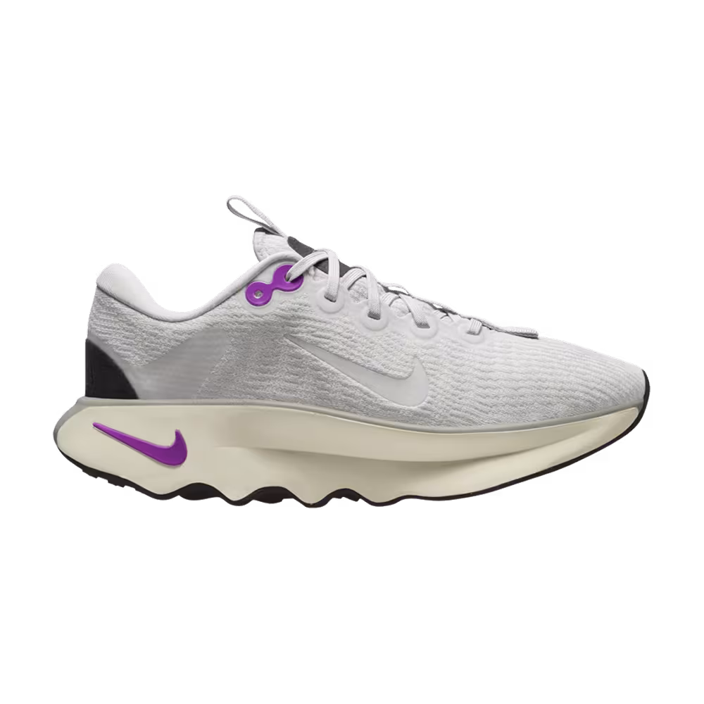 Nike Women's Motiva Photon Dust Hyper Violet