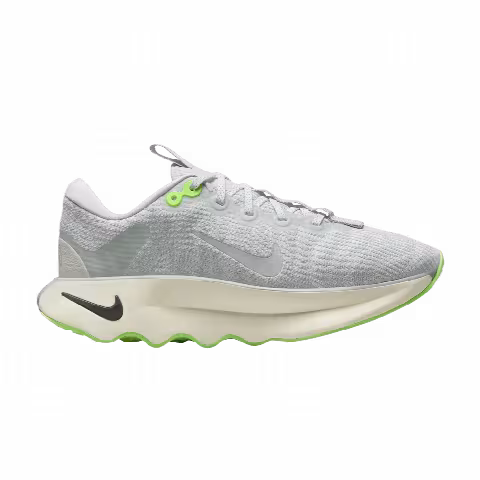 Nike Wmns Motiva 'Light Silver Green Strike'