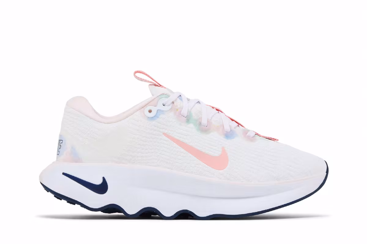 Nike Women's Motiva Premium Floral Watercolor, view 2
