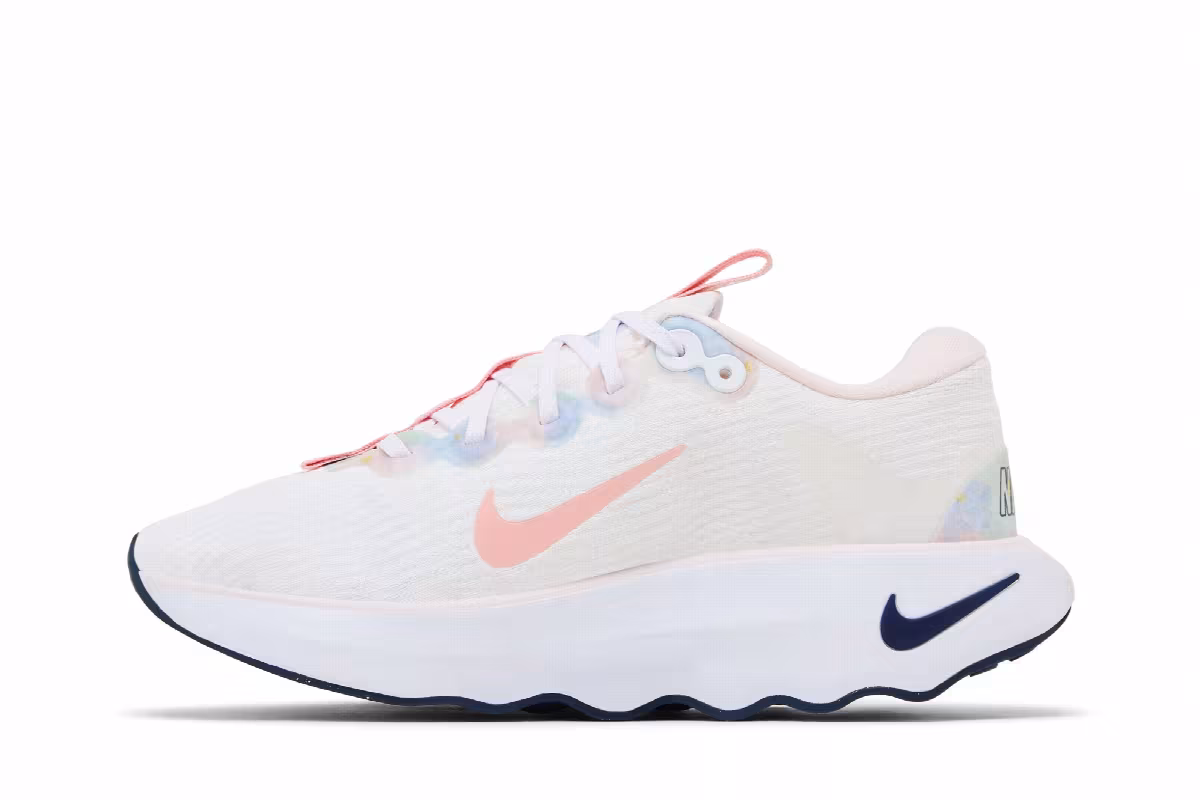 Nike Women's Motiva Premium Floral Watercolor, view 4