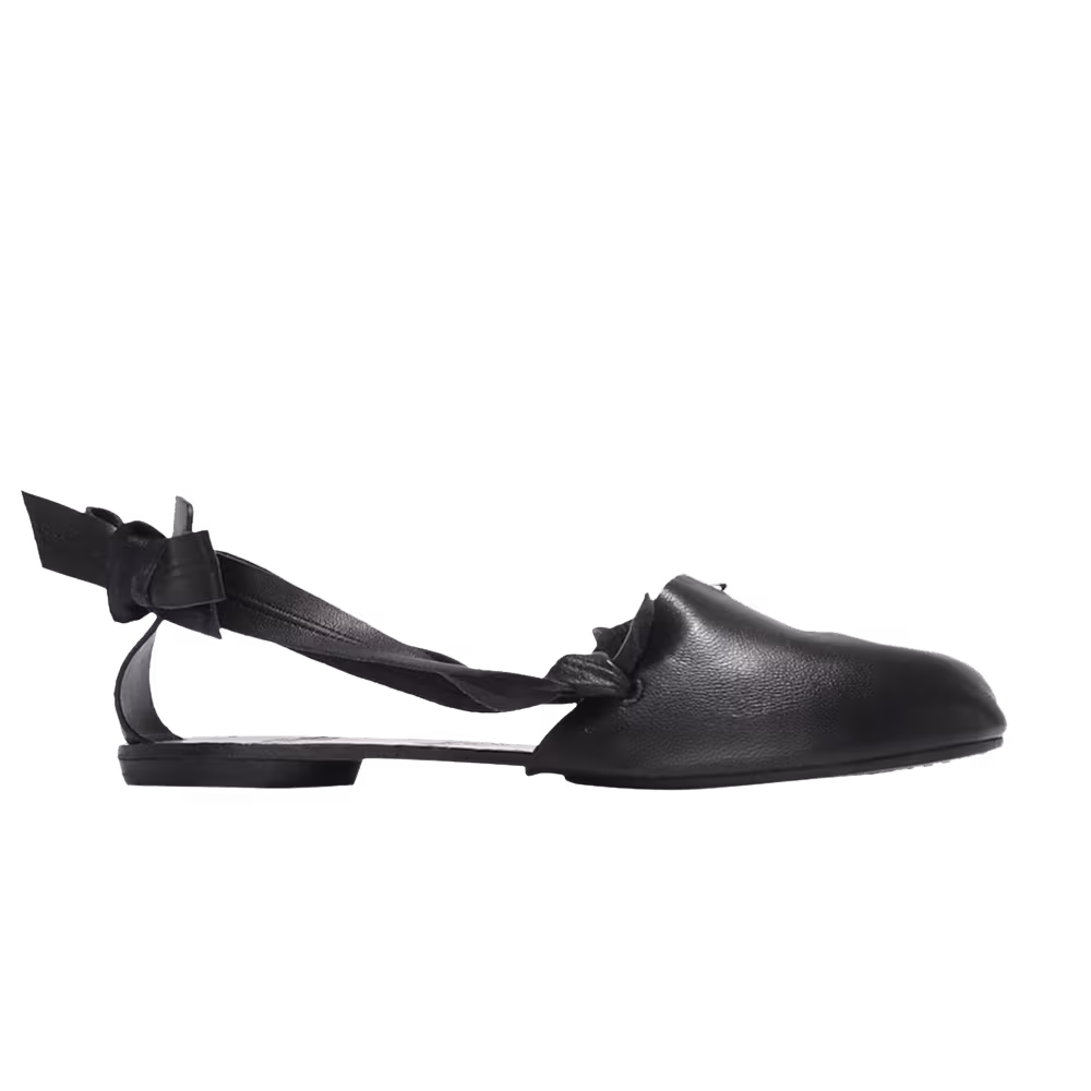Maison Margiela Women's Tabi Strapped Ballet Flat Black