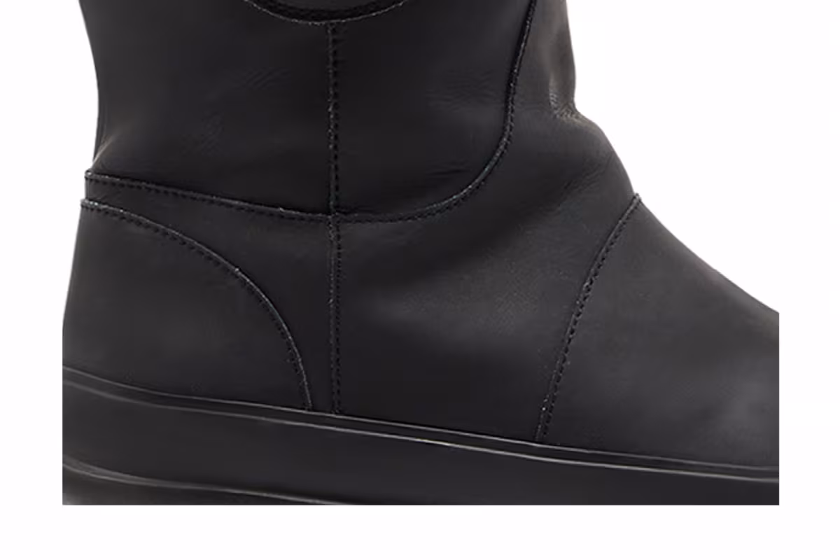 Maison Margiela Rain Boot Black, view 3