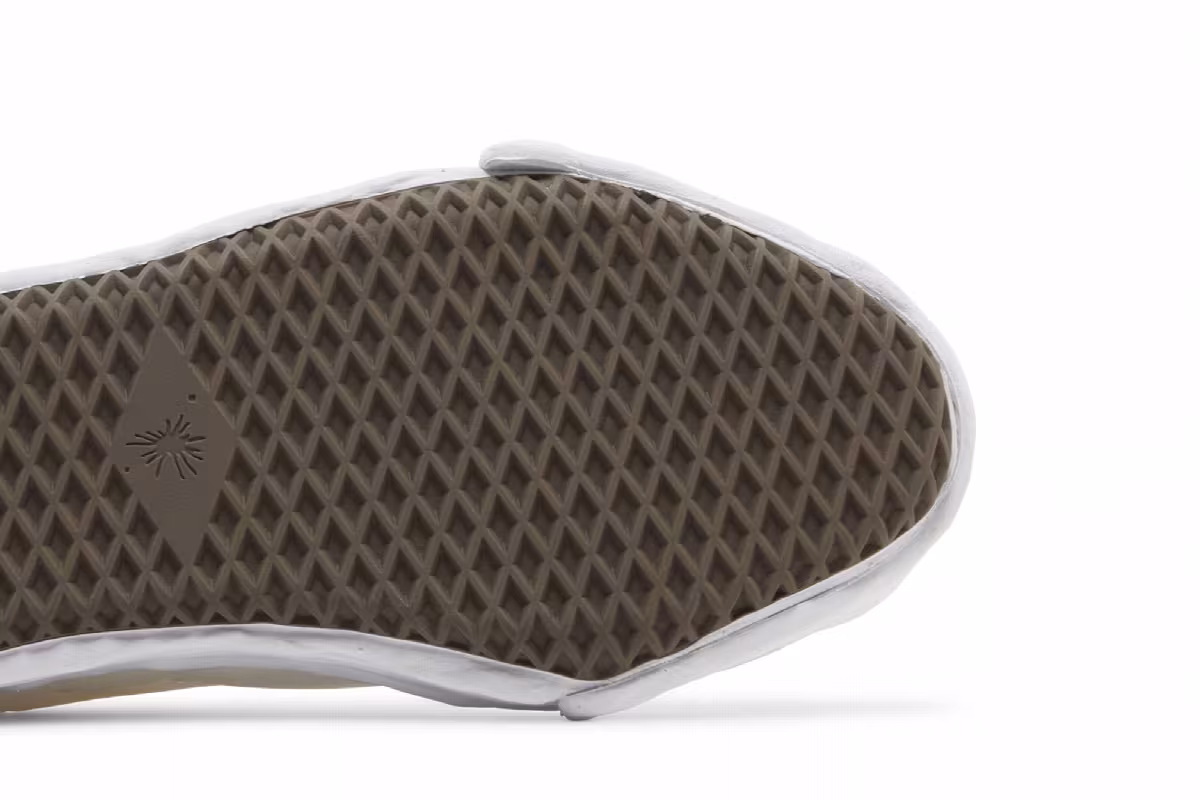Maison Mihara Yasuhiro Hank OG Sole Nylon Puffer Low White, view 6