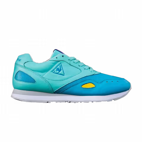 Sneakersnstuff x Le Coq Sportif Flash 'Dunderklumpen'