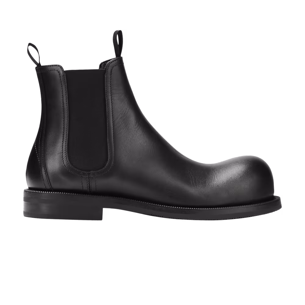 Martine Rose Bulb Toe Chelsea Boot Black