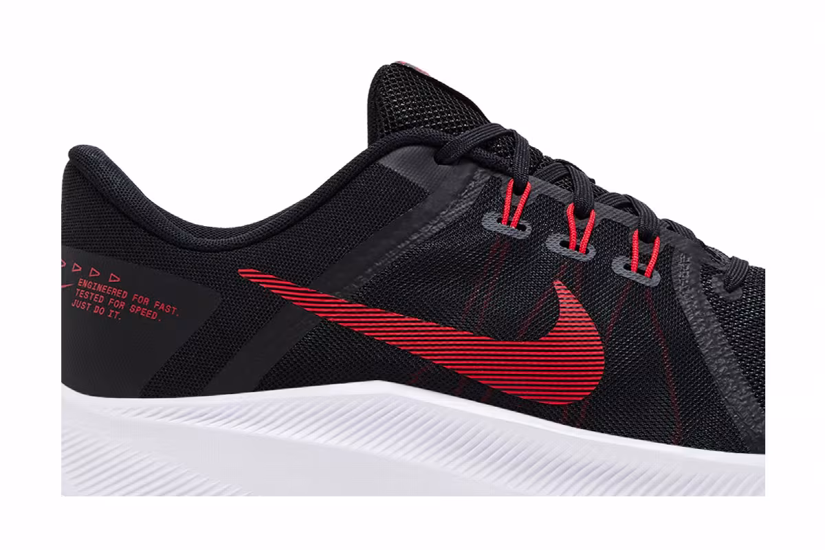 Nike Quest 4 Black University Red, view 3