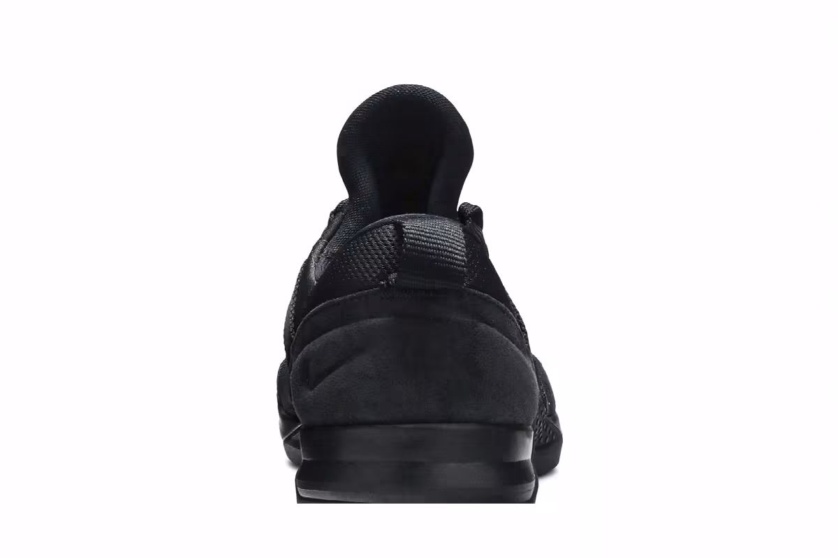 Nike Tech Trainer Triple Black, view 8