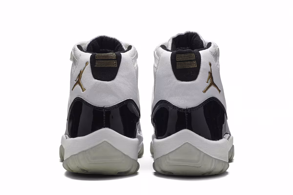 Air Jordan Le Defining Moments Pack, view 8