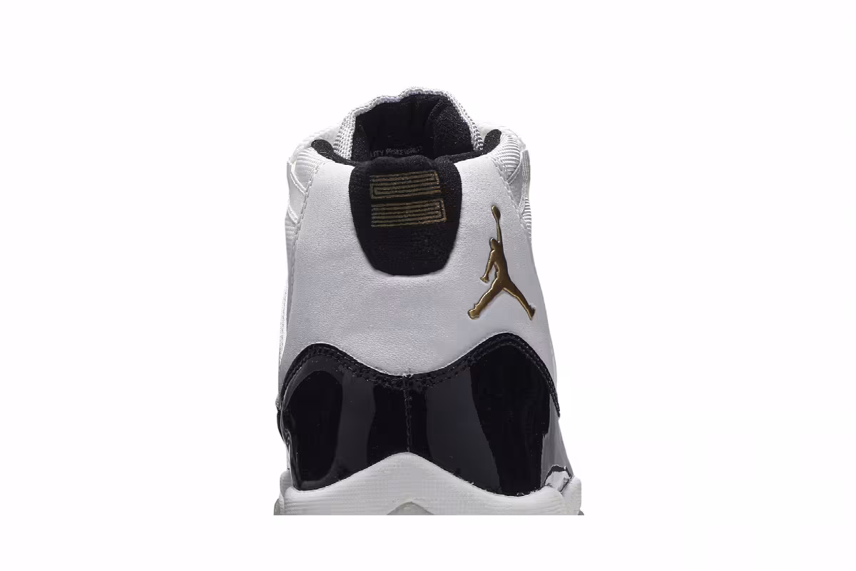 Air Jordan Le Defining Moments Pack, view 9