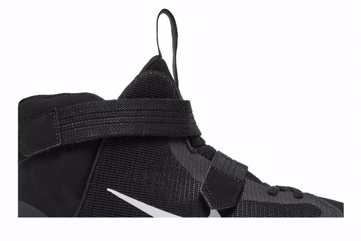 Nike Precision 3 Flyease 4E Wide Black White, view 3