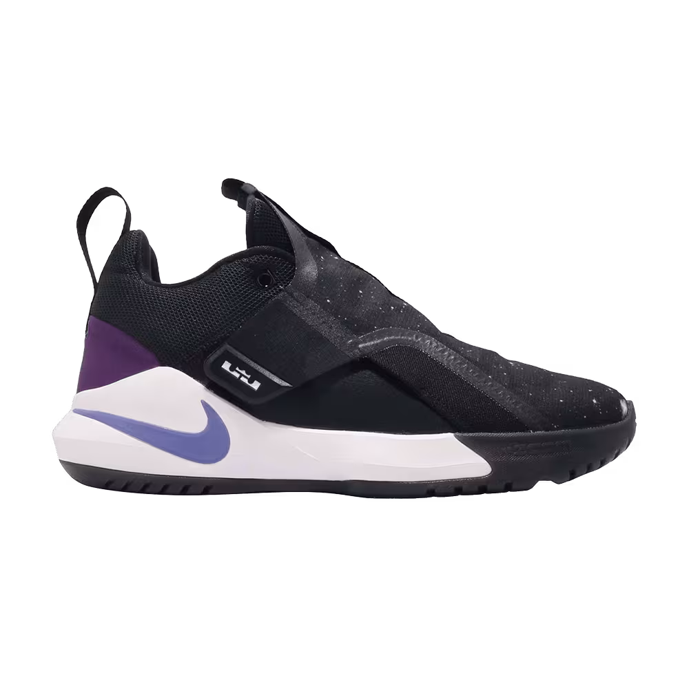 Nike Ambassador 11 Galaxy