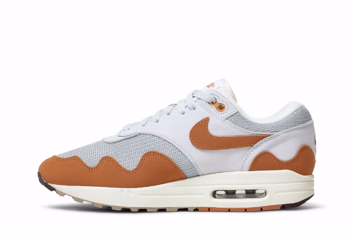 Patta x Nike Air Max 1 Monarch, view 4
