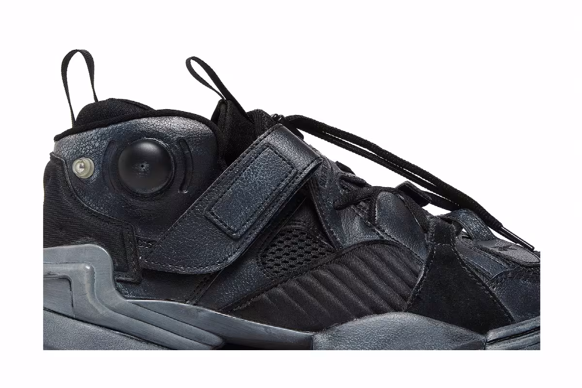 Vetements x Reebok Genetically Modified Pump Black, view 3