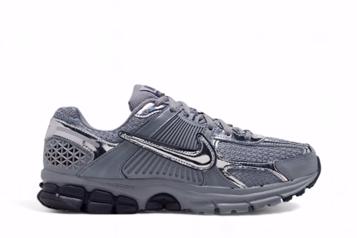 Nike Women's Zoom Vomero 5 Gridiron Stealth, view 2