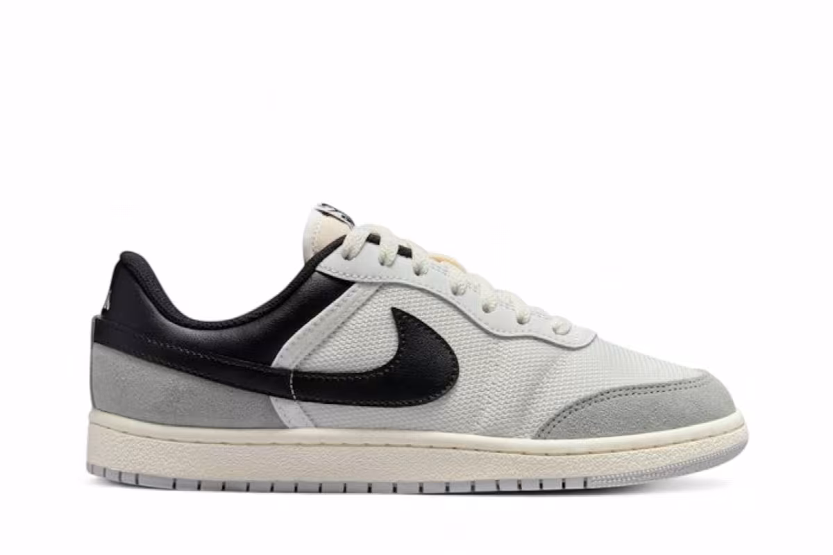 Air Jordan Women's Skyline Low Summit White Light Smoke Grey, view 2
