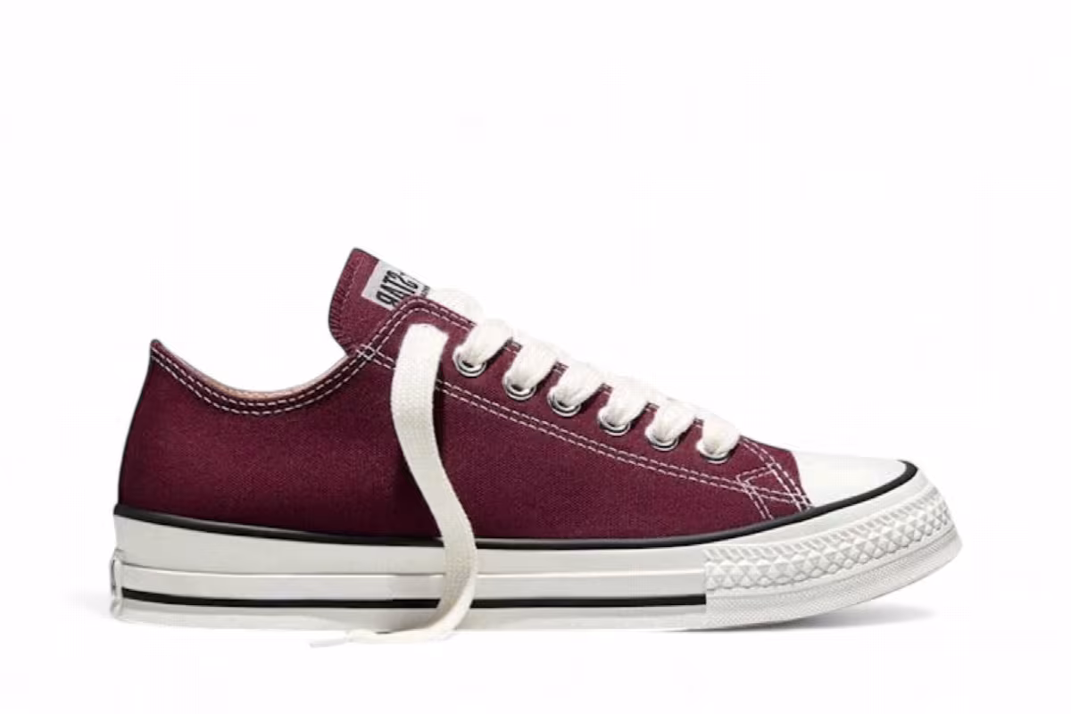 Converse Chuck Taylor All Star Throwback Low Deep Bordeaux Black, view 2
