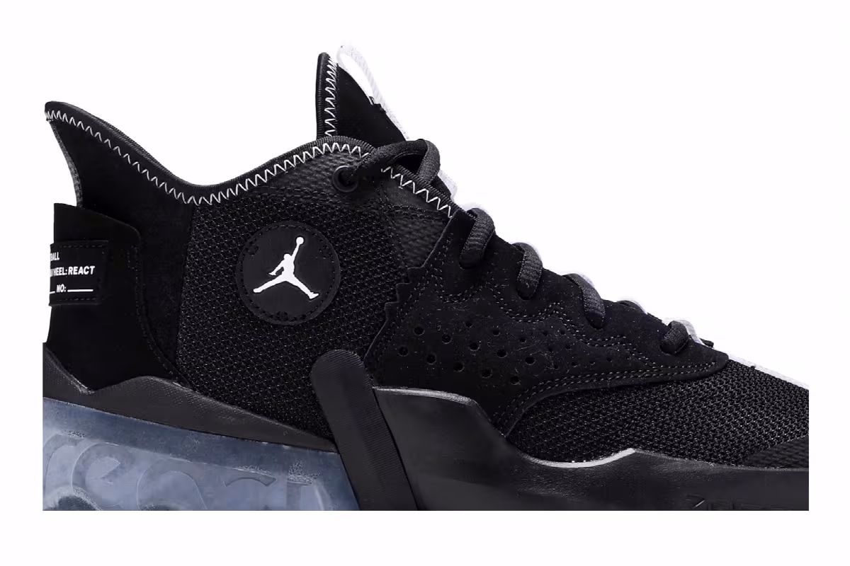 Air Jordan React Elevation PF Black Ice, view 3