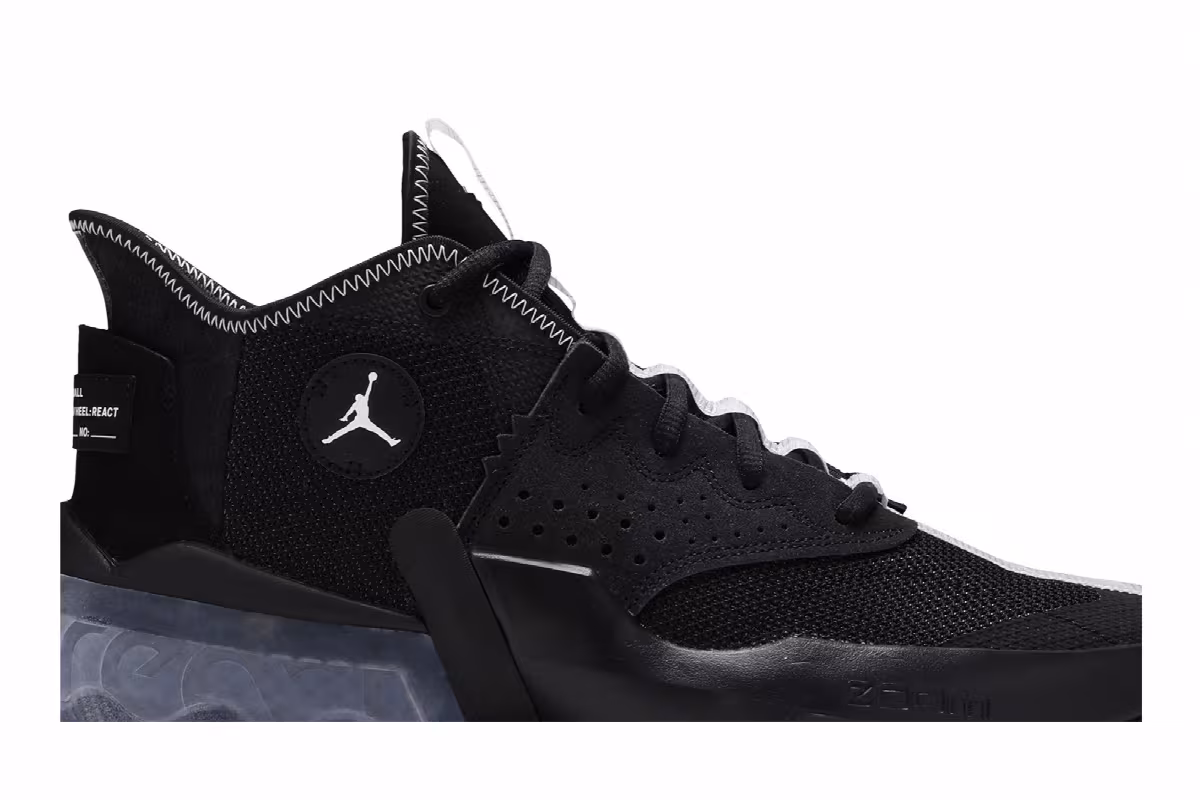 Air Jordan React Elevation Black Ice, view 3