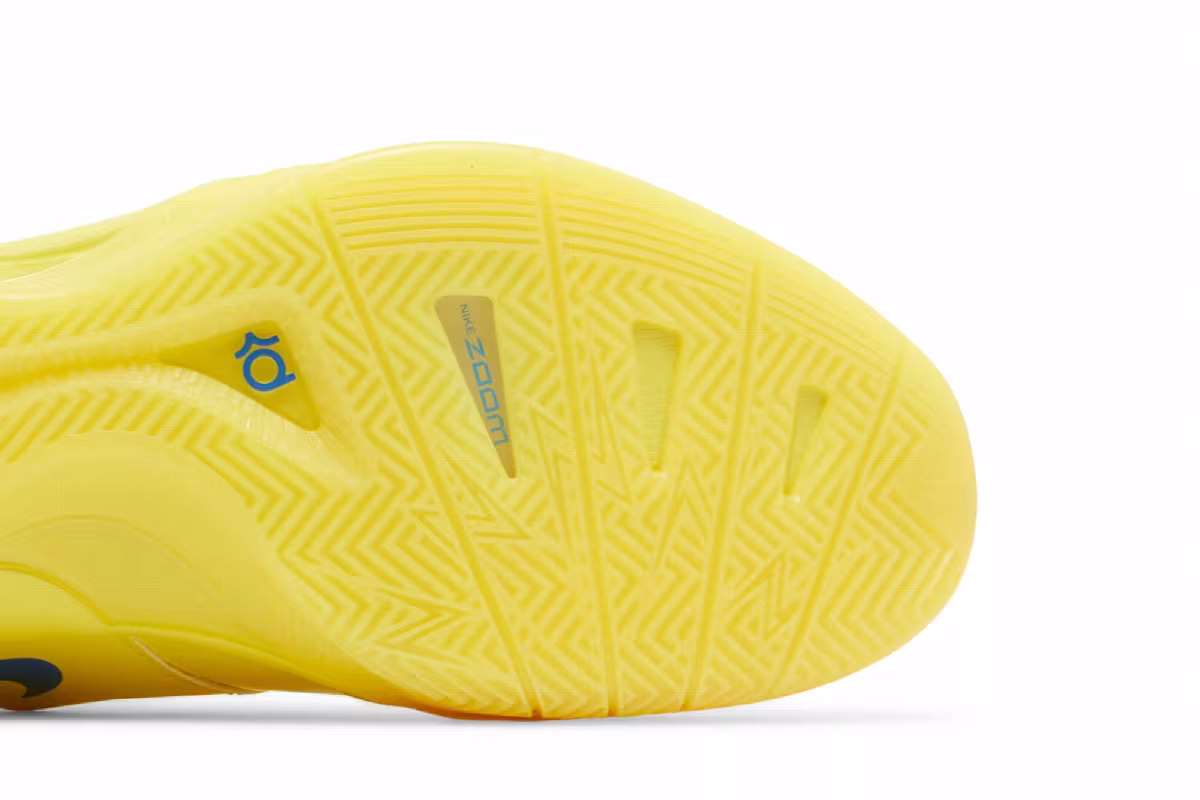 Nike Zoom KD 3 Christmas 2023, view 6