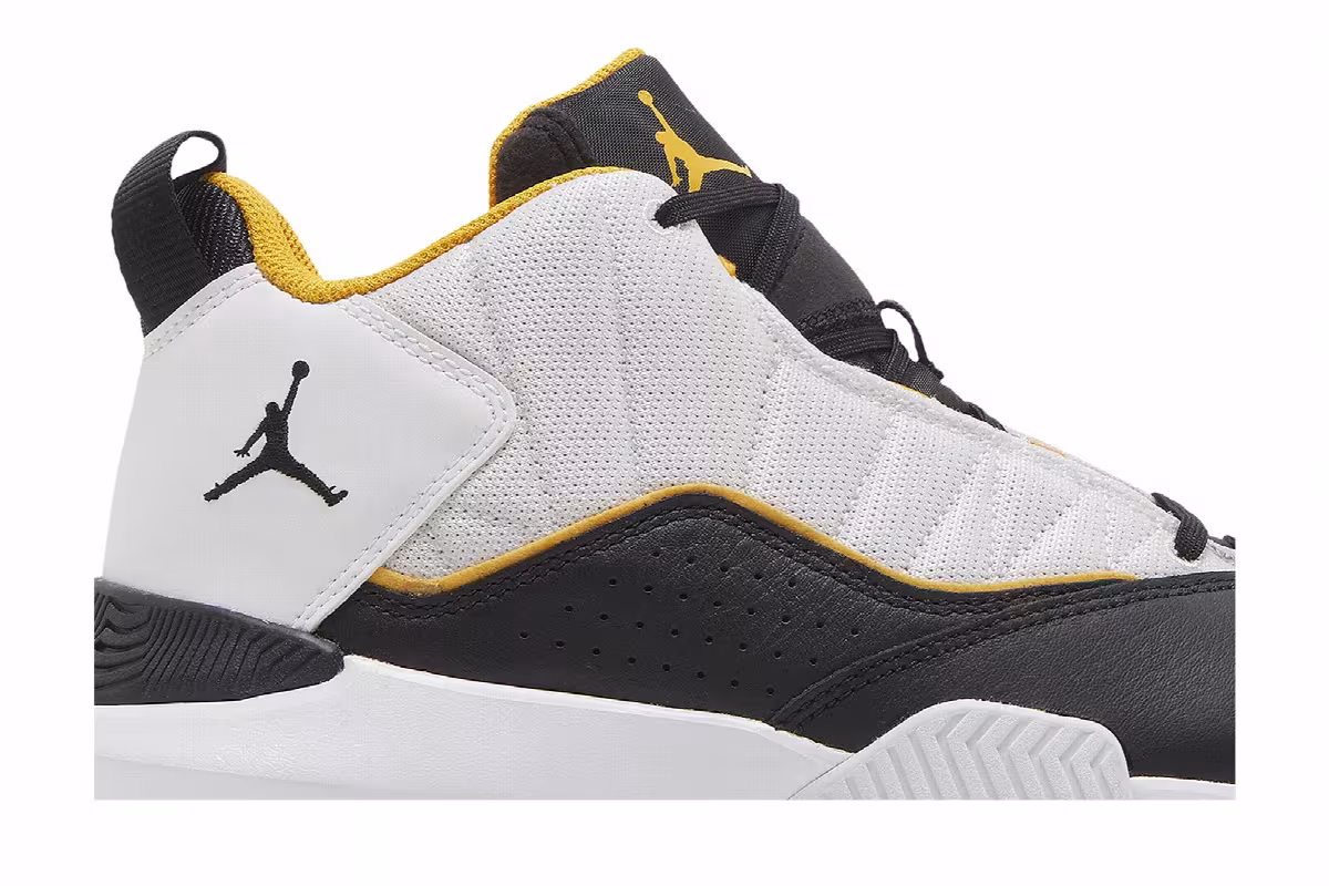 Air Jordan Stay Loyal White Taxi Black, view 3