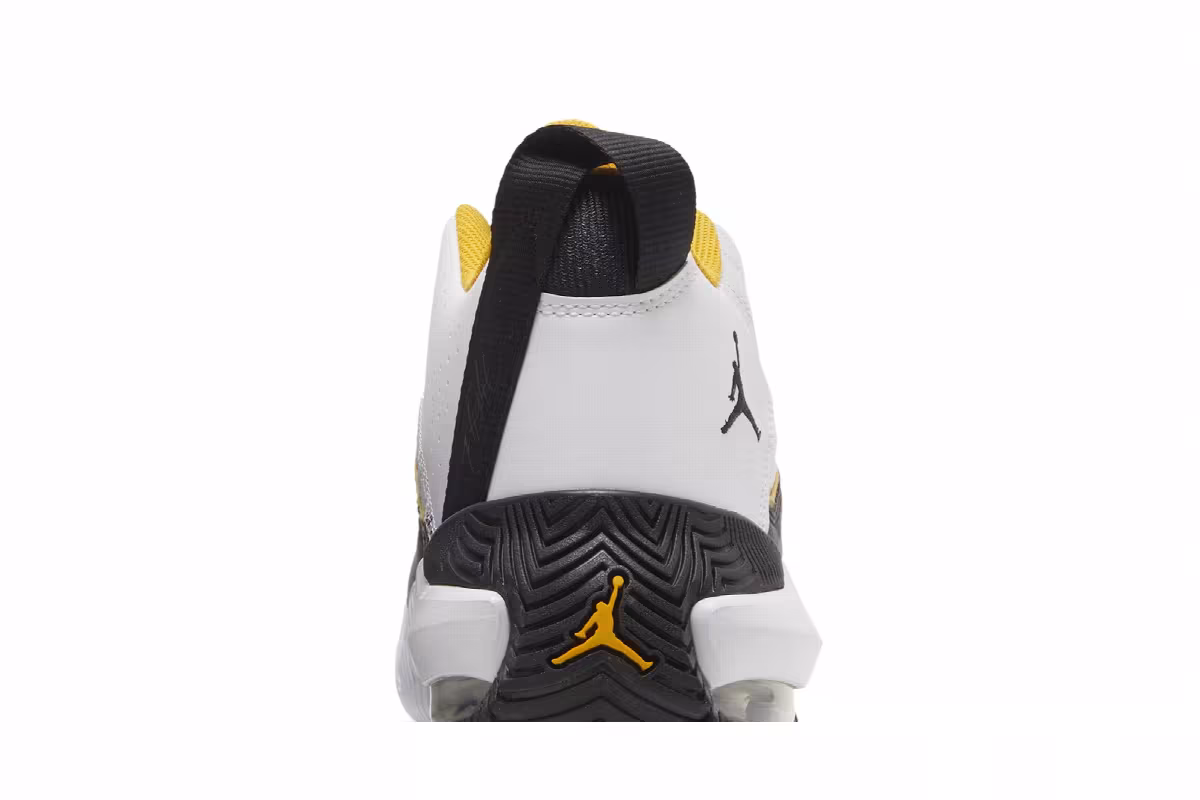 Air Jordan Stay Loyal White Taxi Black, view 8